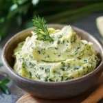 Kräuterbutter selber machen – einfach, frisch & unglaublich lecker First Image First Image