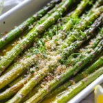Ofengerösteter Spargel mit Knoblauch Parmesan – Einfach & Aromatisch First Image First Image