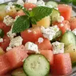 Melonen Feta Salat mit Gurke – Bestes Sommerrezept First Image First Image